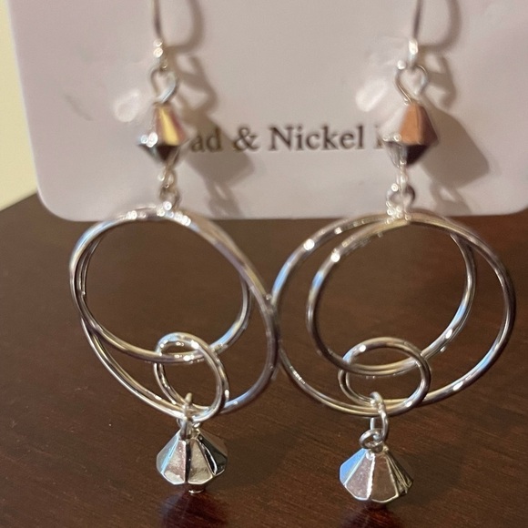 👋 3/$15 Silver Tone Double Round Circle earrings - Picture 8 of 8